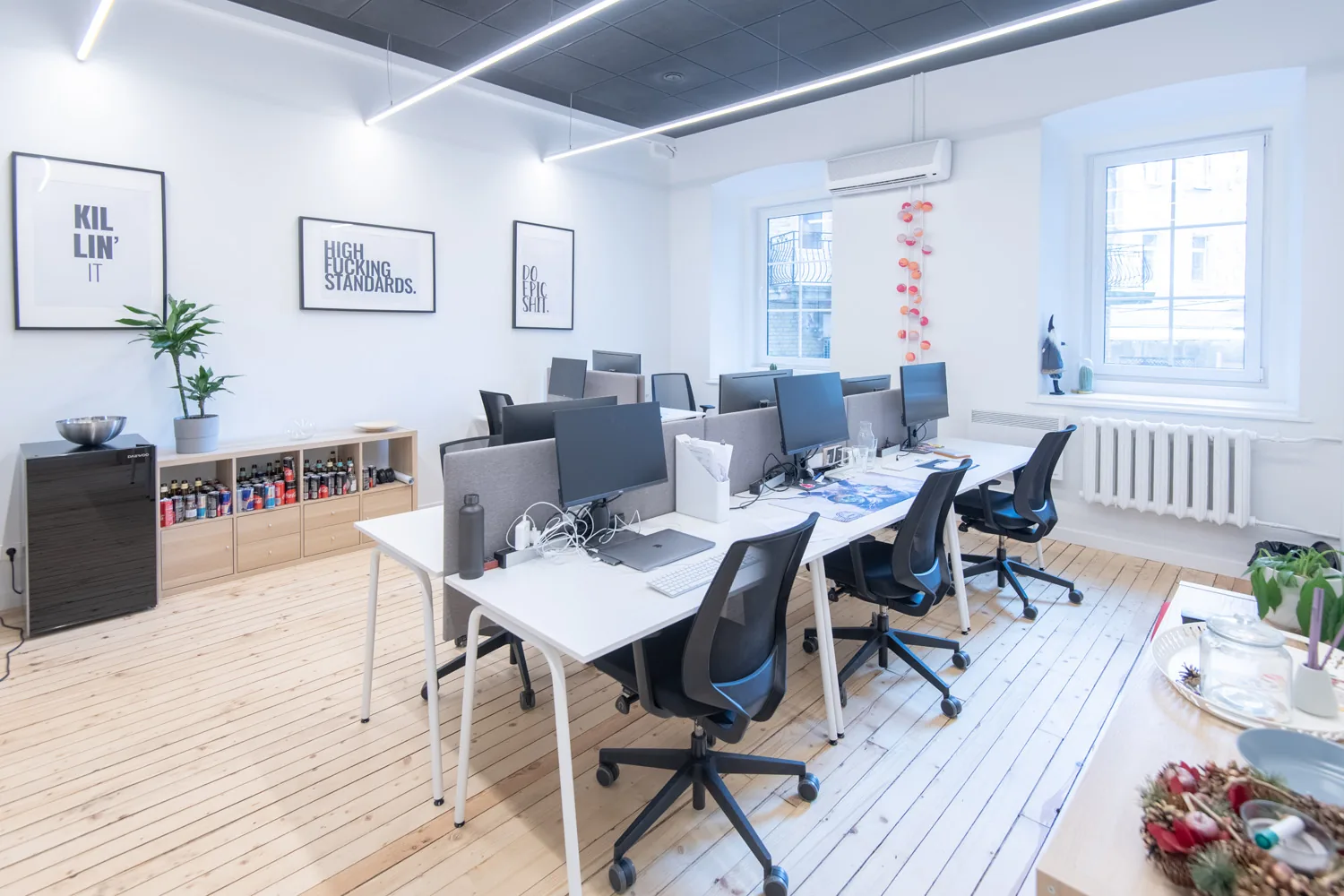 AltSpace – Darbo stalai ir interjeras