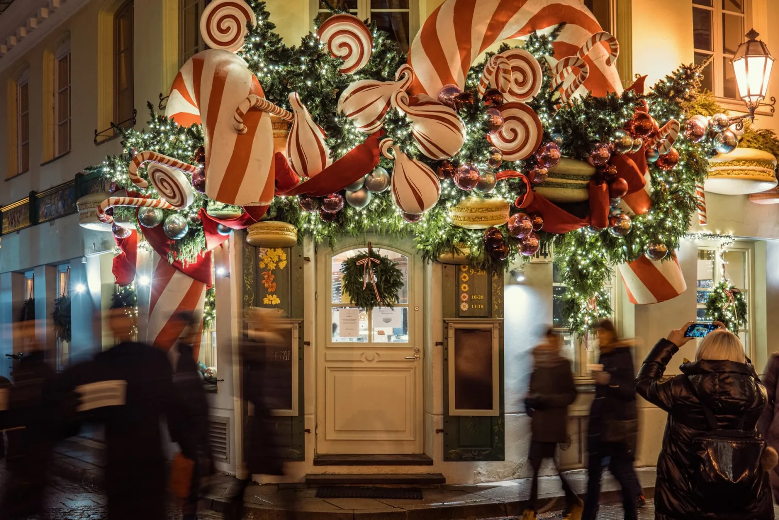 Vilnius à Noël – décorations festives de la vieille ville