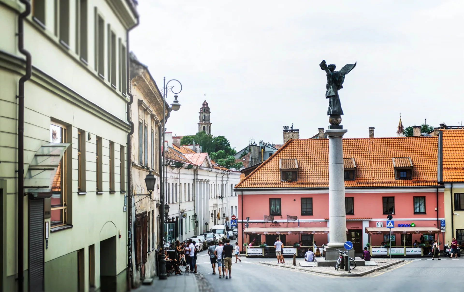 Užupis: Bohemska Republika Wilna, Przewodnik
