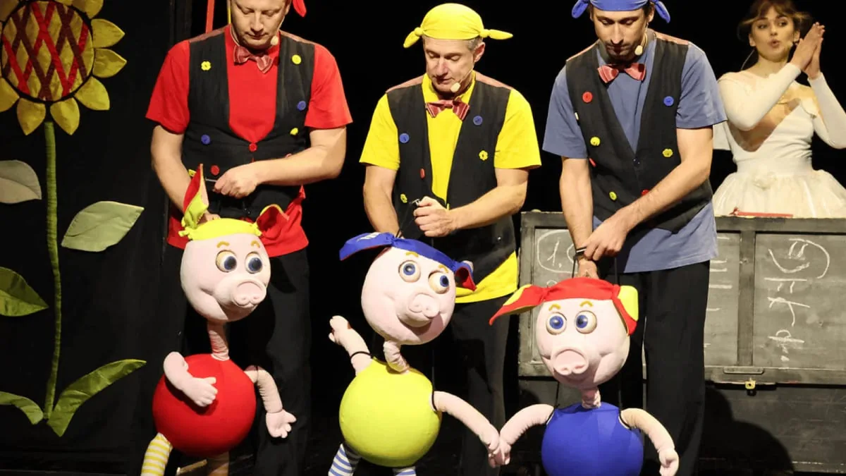 Atsisveikinimas su spektakliu: TRYS PARŠIUKAI || Muzikinis spektaklis vaikams