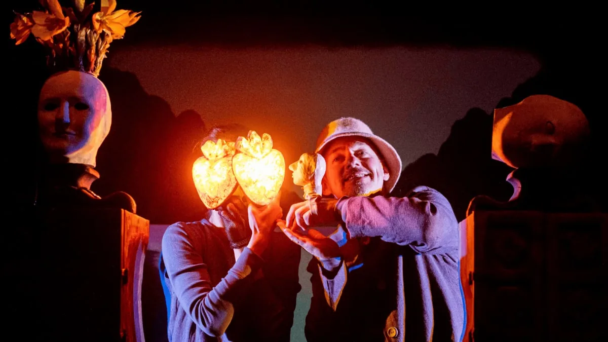 ÉNIGME(S) || Spectacle de marionnettes et d'objets pour enfants, événement à Vilnius