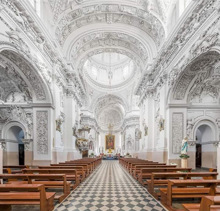 Church of Sts. Peter and Paul – Sehenswürdigkeit in Vilnius — photo 3