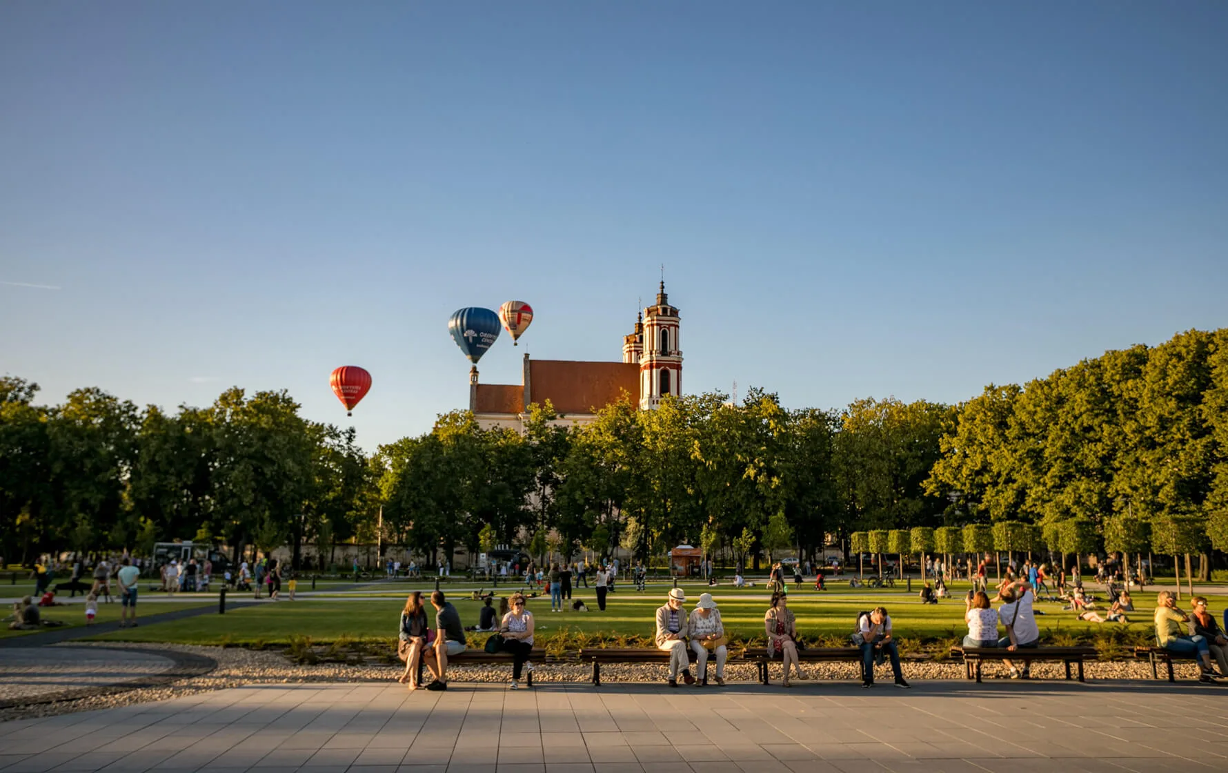 Lukiškių aikštė – pagrindinė viešoji erdvė Vilniaus centre — photo 2