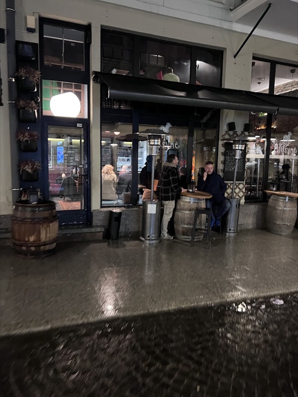 Blusynė, bar à Vilnius