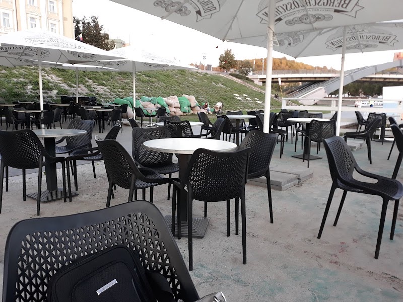 Kitas Krantas, bar à Vilnius