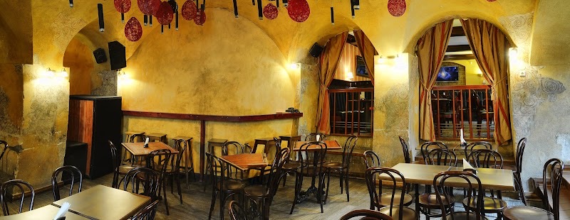 Artistai, bar à Vilnius
