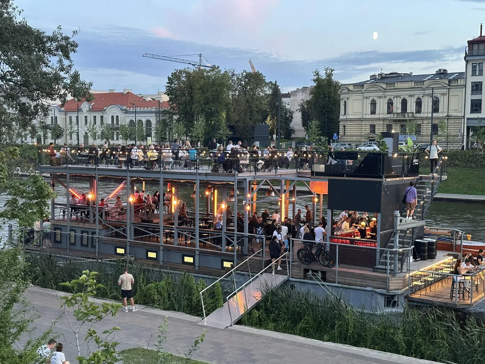 Gastro Boat, restaurant à Vilnius