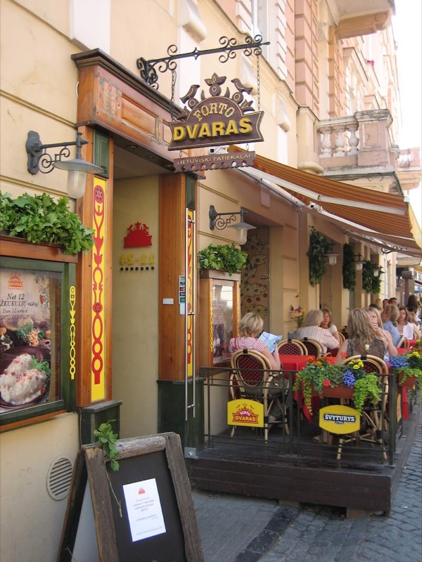 Etno Dvaras, restaurant in Vilnius