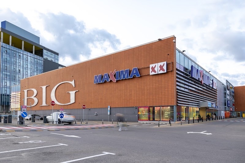Fasada centrum handlowego BIG Vilnius