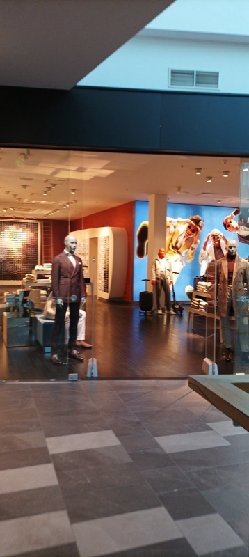 Suitsupply Vilnius, Geschäft in Vilnius